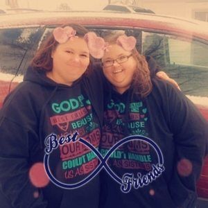 Meet your Posher, Jennifer